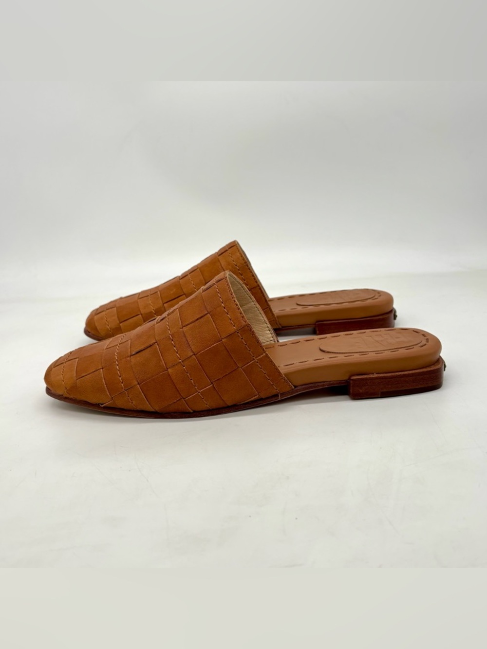 Frye Cara Woven Mule - Picture 3 of 8